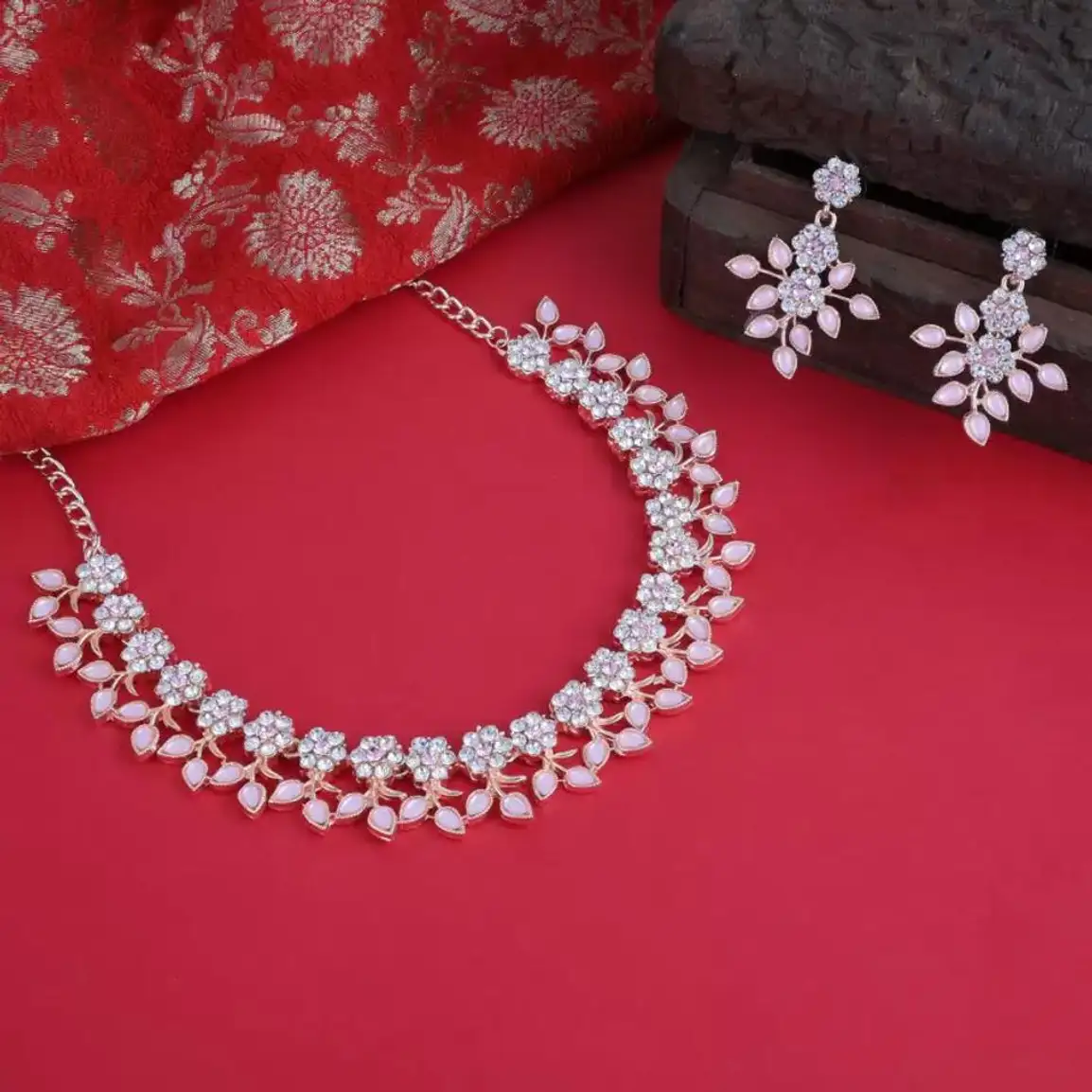 Brass Jewel Set (Pink)
