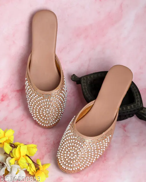 Stone Pouch Juttis