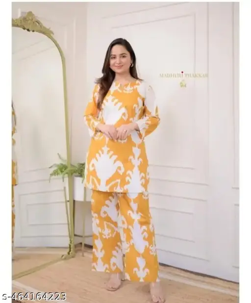 YELLOW NIGHT DREES